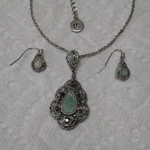 Earrings and necklace set